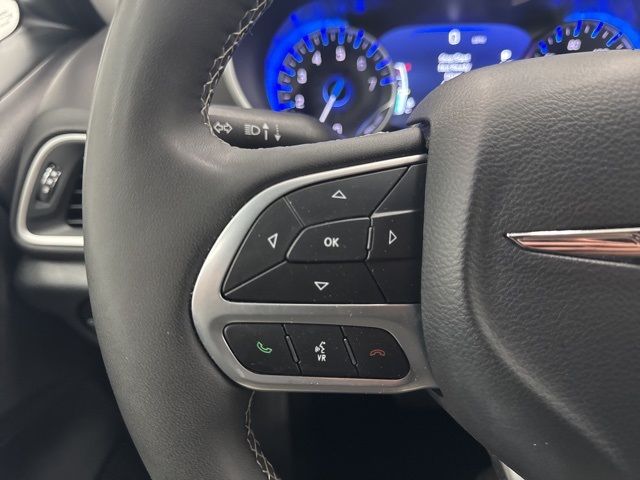 used 2025 Chrysler Pacifica car, priced at $29,999