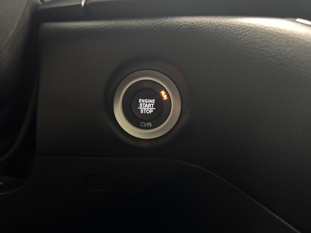 used 2025 Chrysler Pacifica car, priced at $29,999