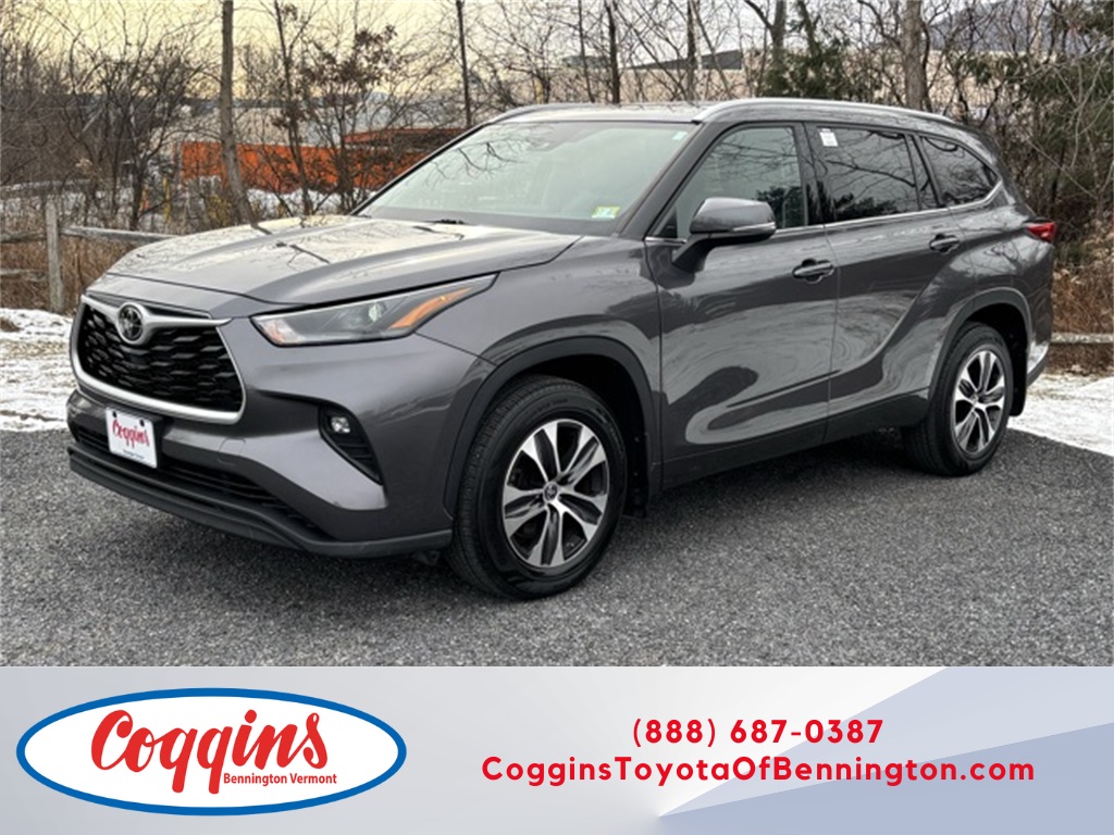 2022 Toyota Highlander XLE's photo