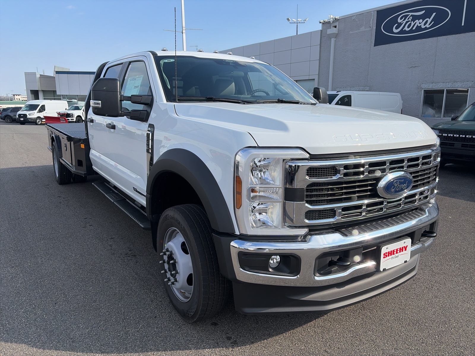 2026 Ford F-450 Super Duty Chassis Cab XL's photo
