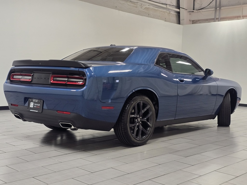 2022 Dodge Challenger SXT photo 11