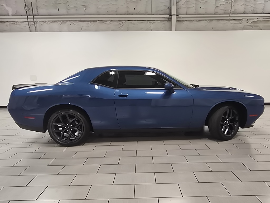 2022 Dodge Challenger SXT photo 12