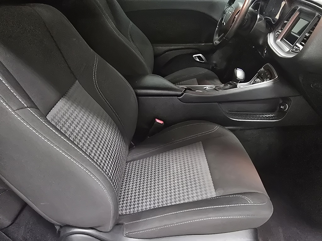 2022 Dodge Challenger SXT photo 14