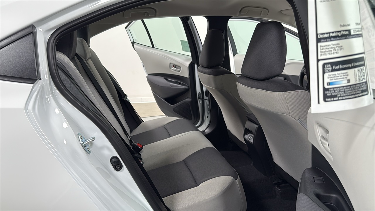 2026 Toyota Corolla LE photo 16