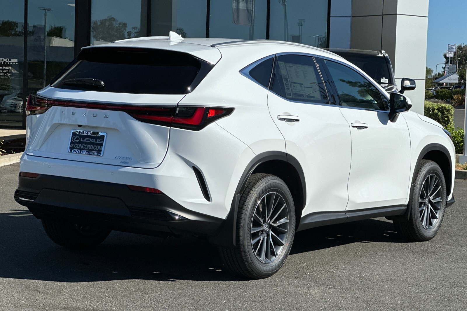 2026 Lexus NX 350 Premium AWD photo 4