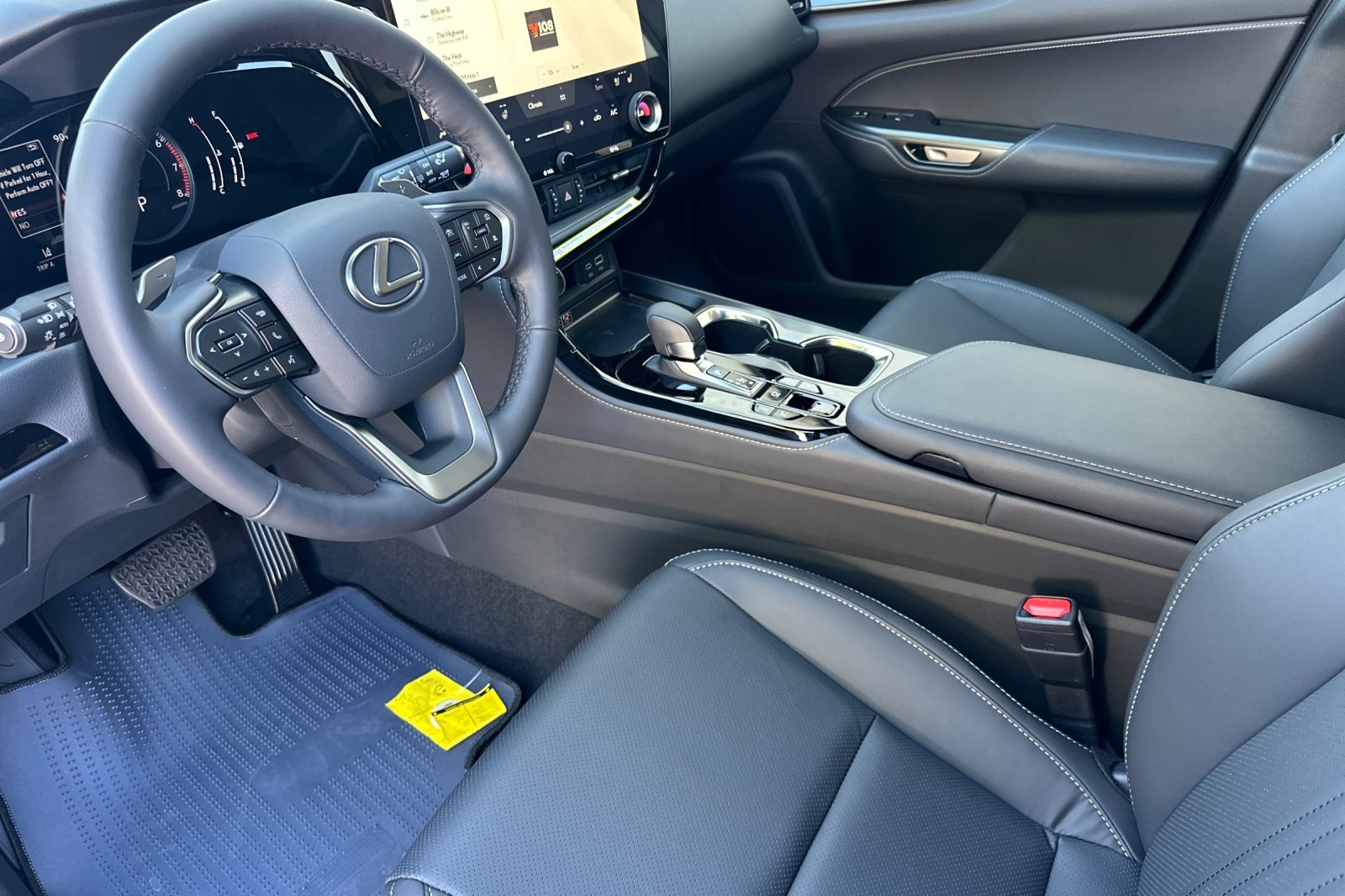 2026 Lexus NX 350 Premium AWD photo 7