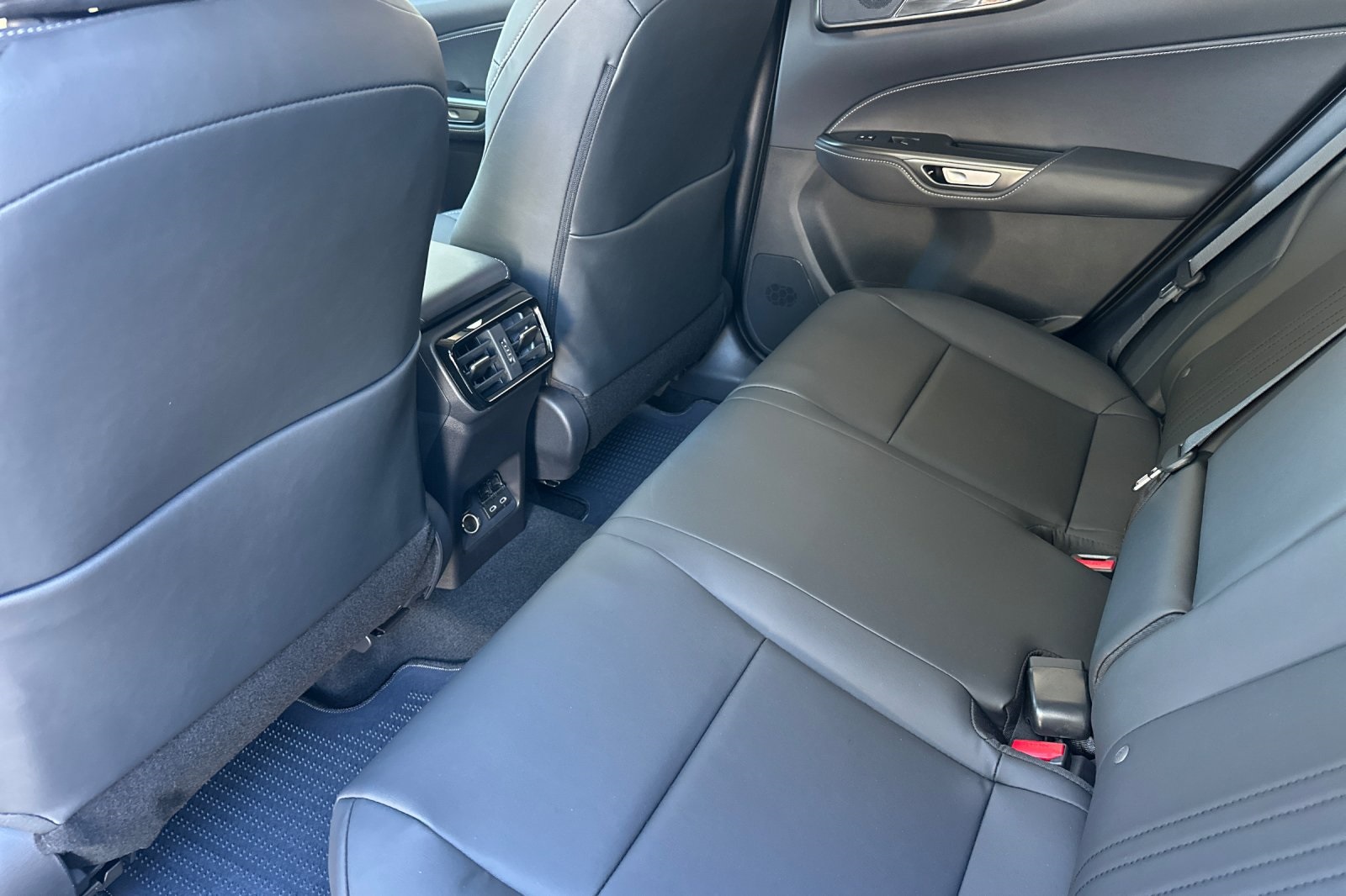 2026 Lexus NX 350 Premium AWD photo 9