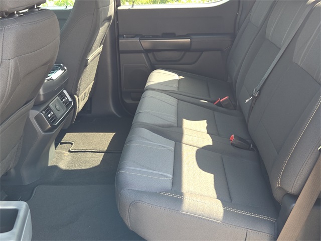 2025 Ford F-150 STX photo 14