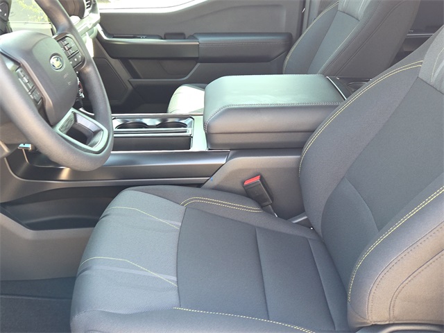 2025 Ford F-150 STX photo 16