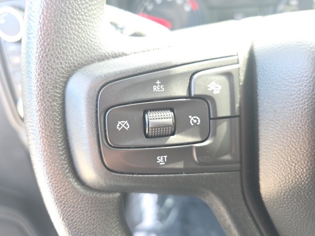 2023 Chevrolet Silverado 1500 Custom photo 15