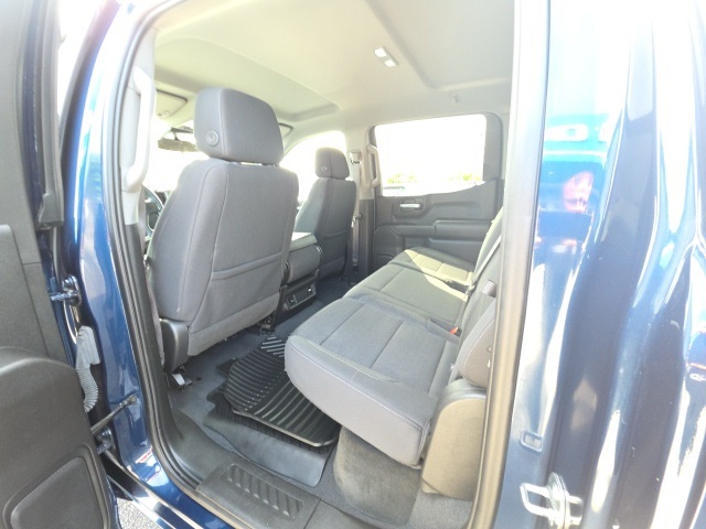 2023 Chevrolet Silverado 1500 Custom photo 21