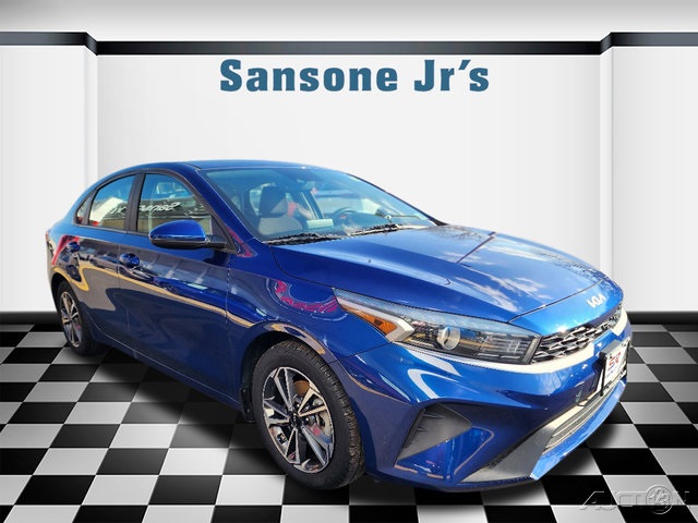 2023 Kia Forte LXS's photo