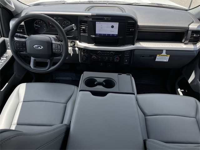 2025 Oxford White Ford Super Duty F-250 SRW XL 4X4 Truck