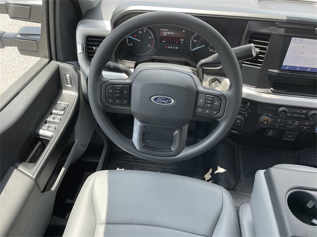 2025 Oxford White Ford Super Duty F-250 SRW XL 4X4 Truck