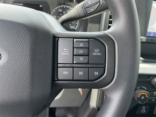 2025 Oxford White Ford Super Duty F-250 SRW XL 4X4 Truck