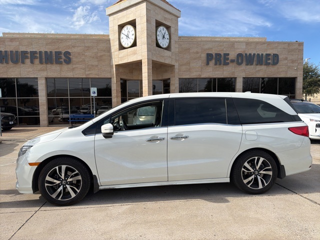 2018 Honda Odyssey Elite's photo