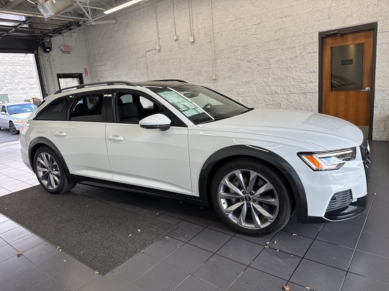 2025 Audi A6 allroad quattro Premium Plus 55 TFSI