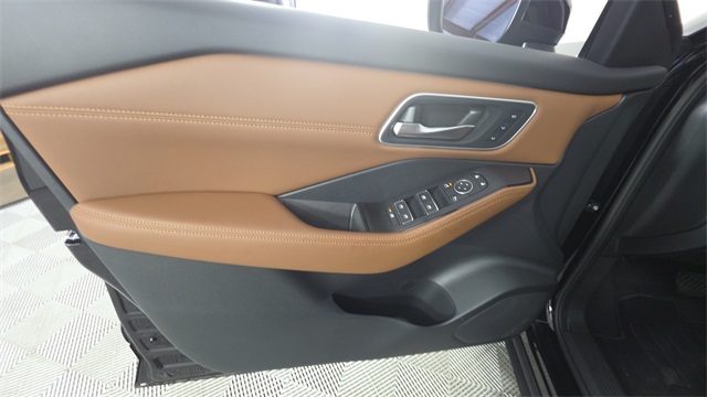 2025 Super Black Nissan Rogue Platinum FWD SUV