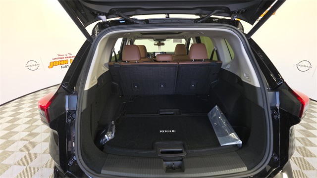 2025 Super Black Nissan Rogue Platinum FWD SUV