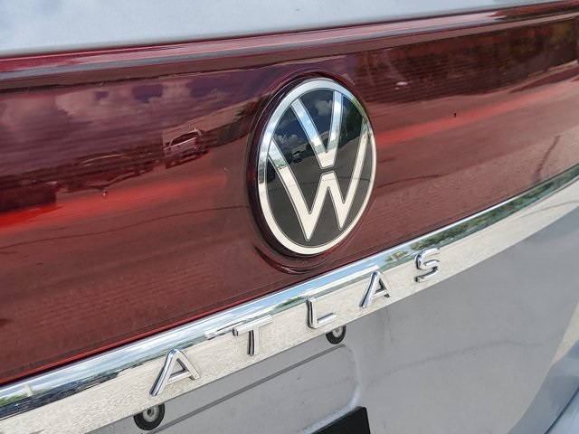 2024 Silver Mist Metallic Volkswagen Atlas 2.0T SEL Premium R-Line AWD SUV