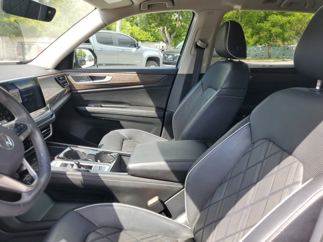 2024 Silver Mist Metallic Volkswagen Atlas 2.0T SEL Premium R-Line AWD SUV