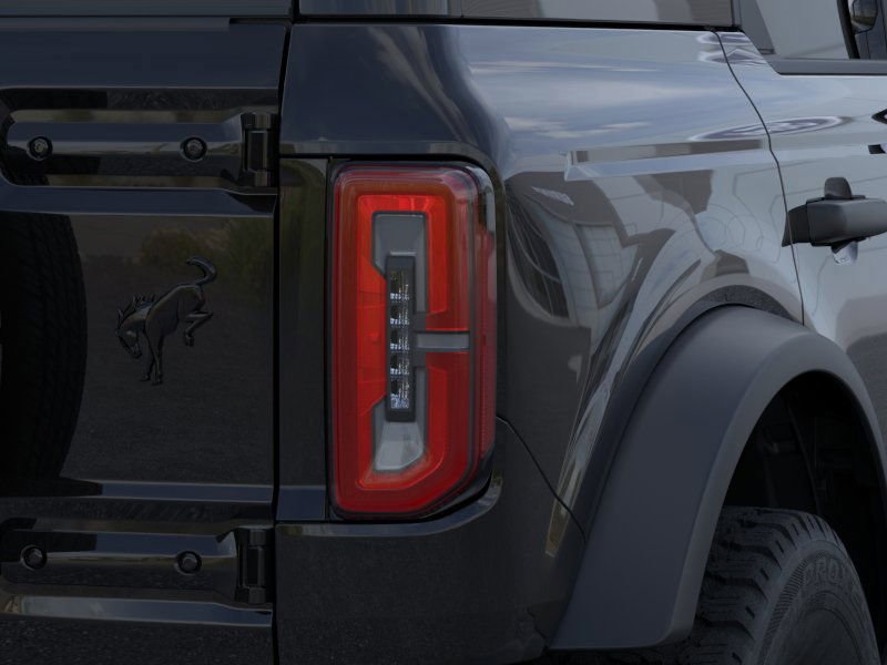 2025 Ford Bronco Outer Banks photo 23