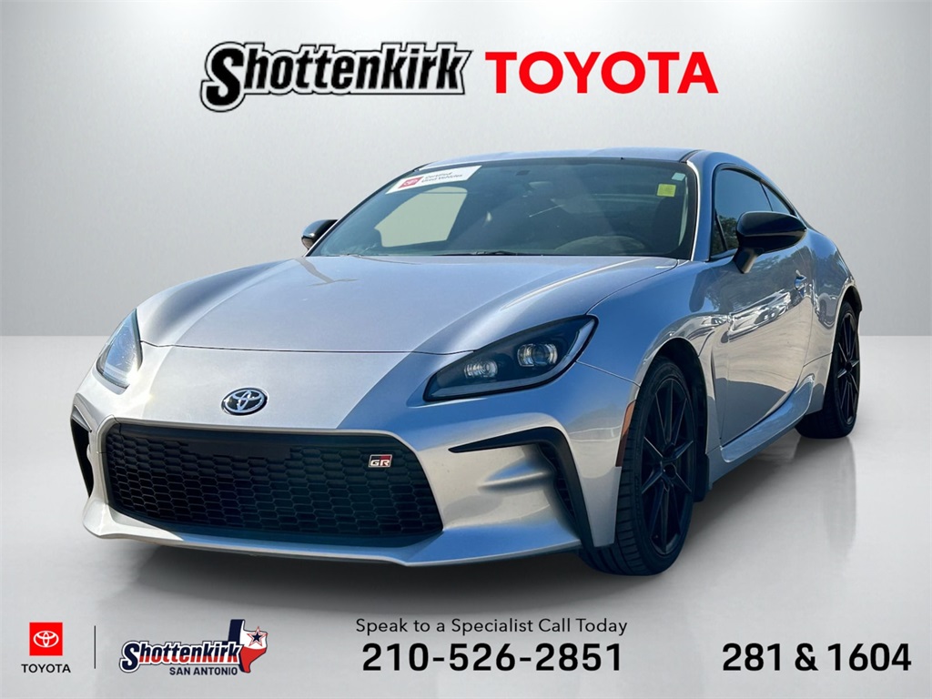 2025 Toyota GR86 Premium's photo