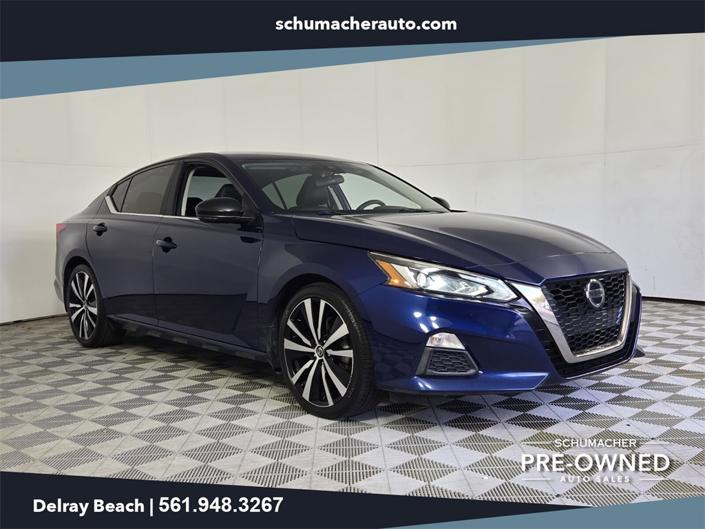 used 2020 Nissan Altima car, priced at $13,500