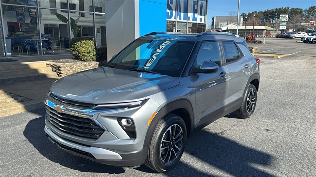 new 2025 Chevrolet TrailBlazer car, priced at $29,220