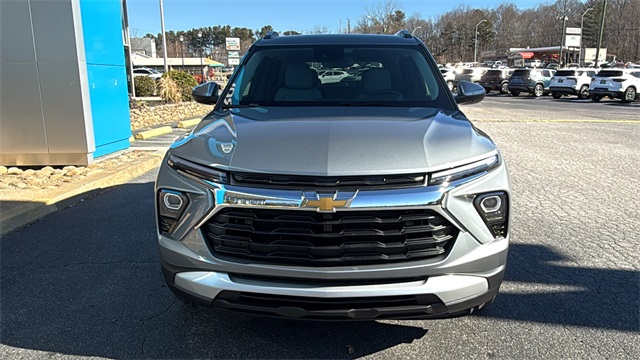 new 2025 Chevrolet TrailBlazer car, priced at $29,220