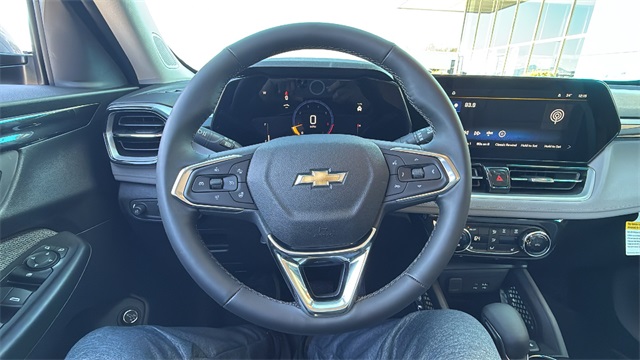 new 2025 Chevrolet TrailBlazer car, priced at $29,220