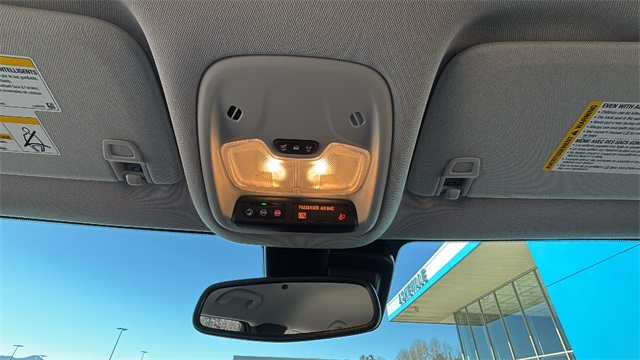 new 2025 Chevrolet TrailBlazer car, priced at $29,220