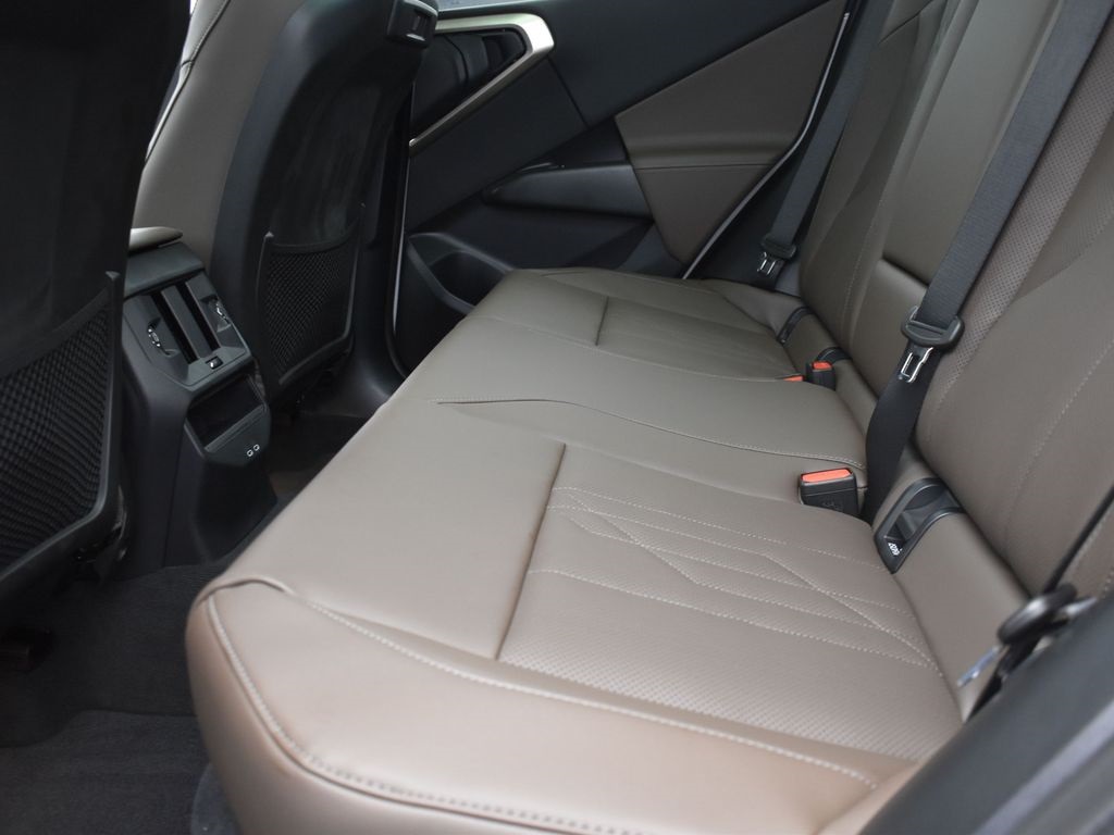 2025 Mineral White Metallic BMW X3 30 xDrive AWD SUV