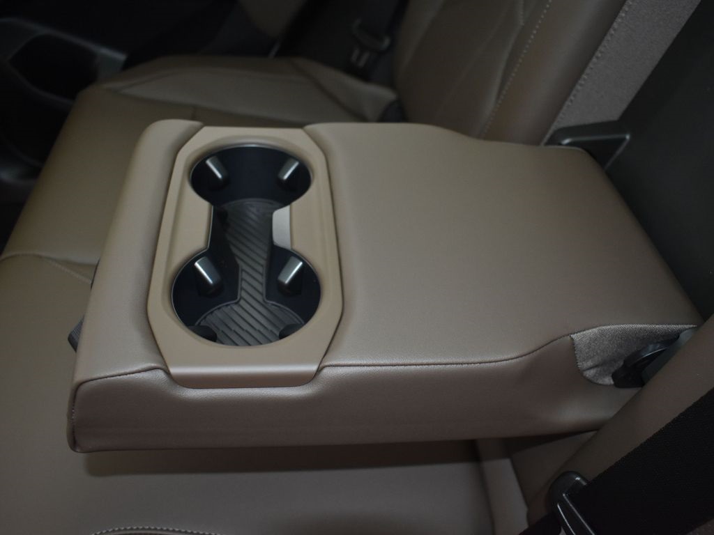 2025 Mineral White Metallic BMW X3 30 xDrive AWD SUV