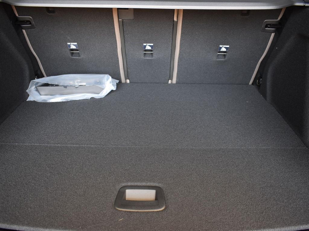 2025 Mineral White Metallic BMW X3 30 xDrive AWD SUV