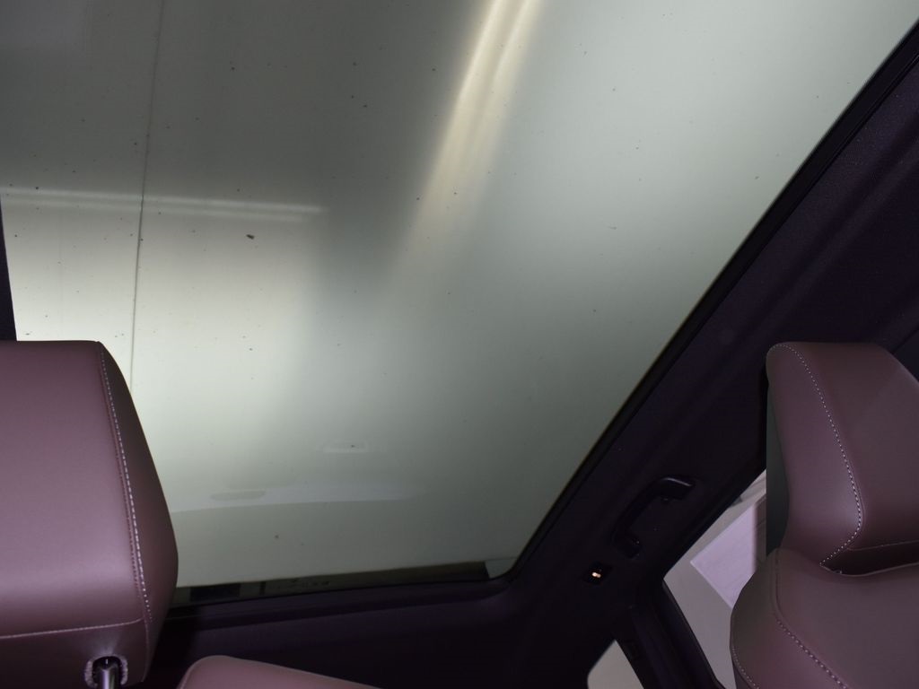 2025 Mineral White Metallic BMW X3 30 xDrive AWD SUV