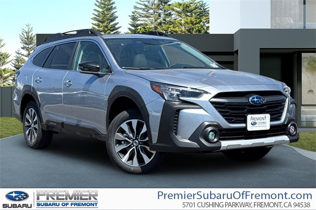 2025 Subaru Outback Limited's photo