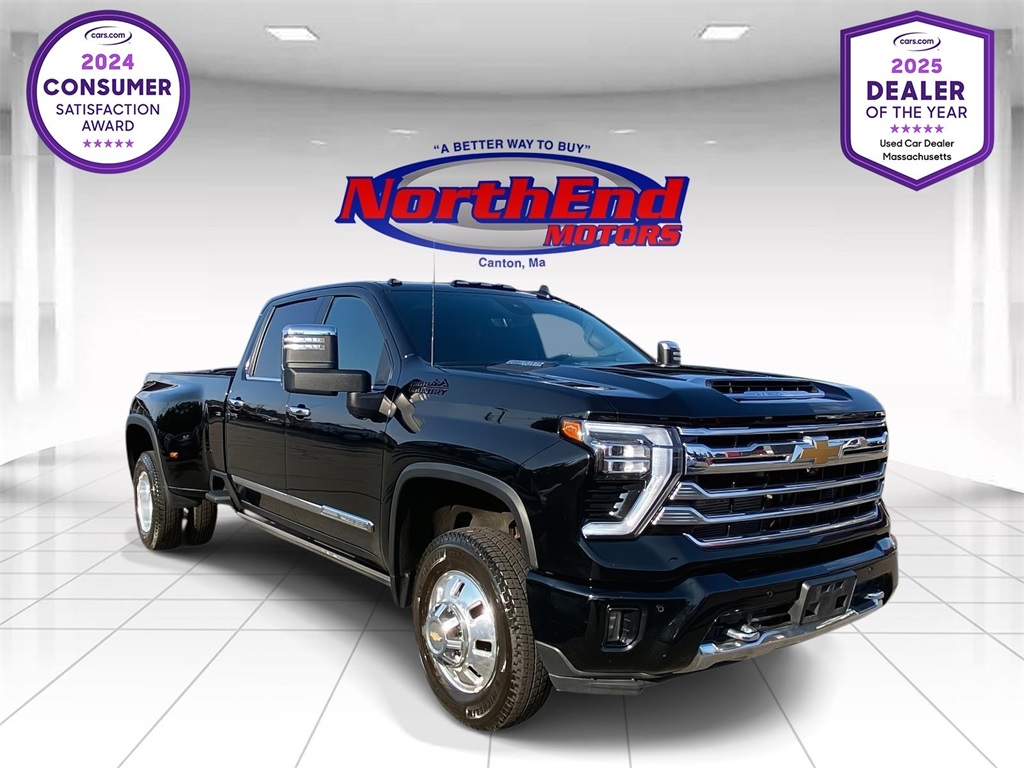2024 Black Chevrolet Silverado 3500HD High Country 4X4 Truck