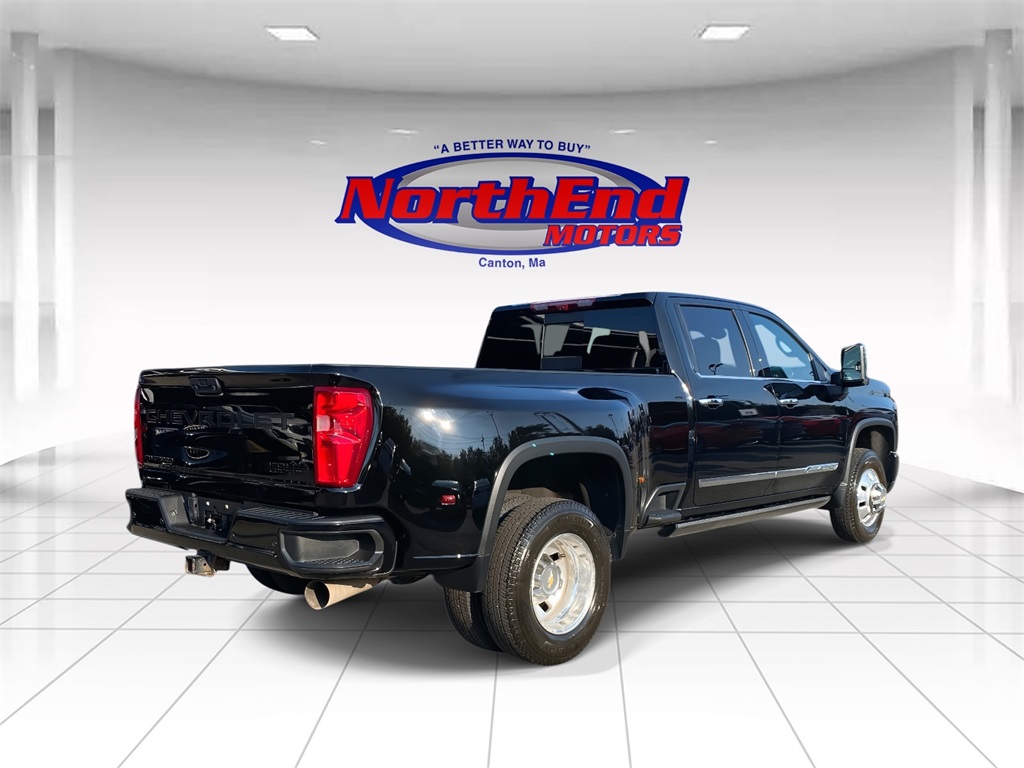 2024 Chevrolet Silverado 3500HD High Country photo 7