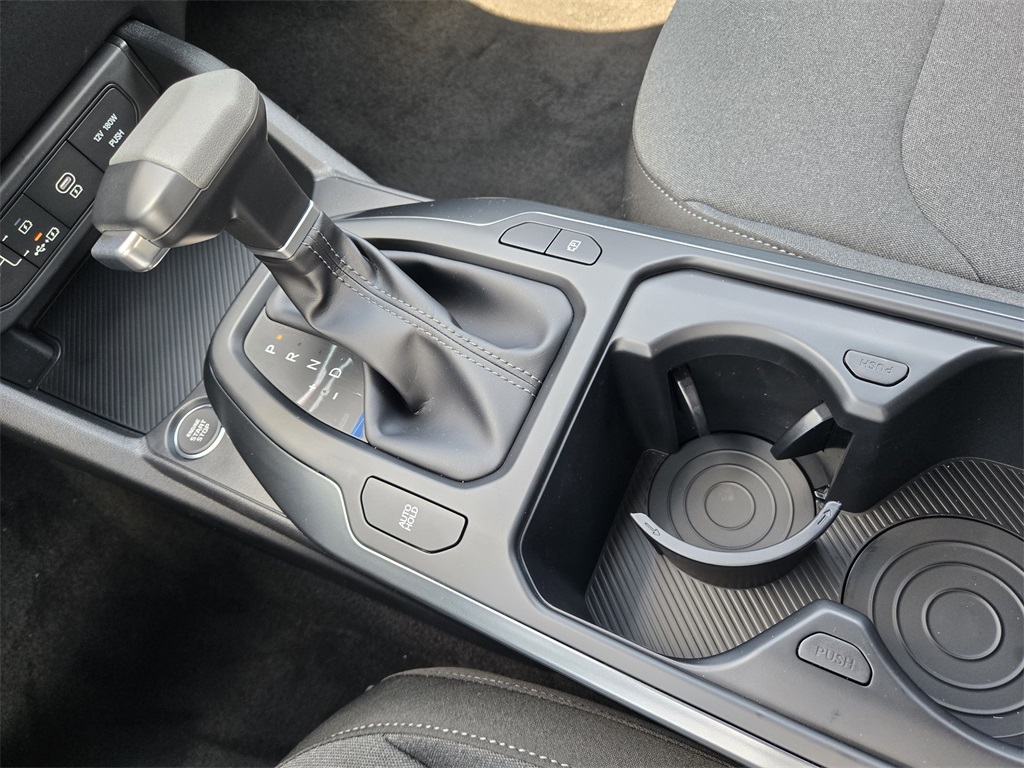 2025 Kia K4 LX photo 12