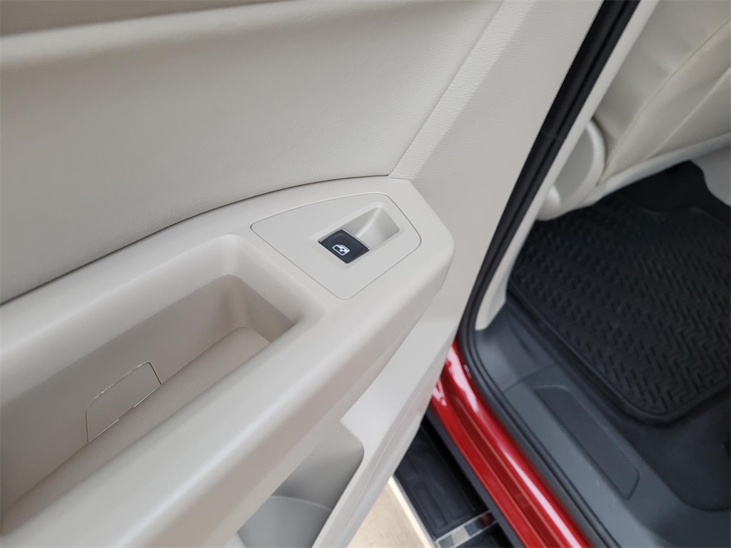 used 2018 Volkswagen Atlas car, priced at $26,800