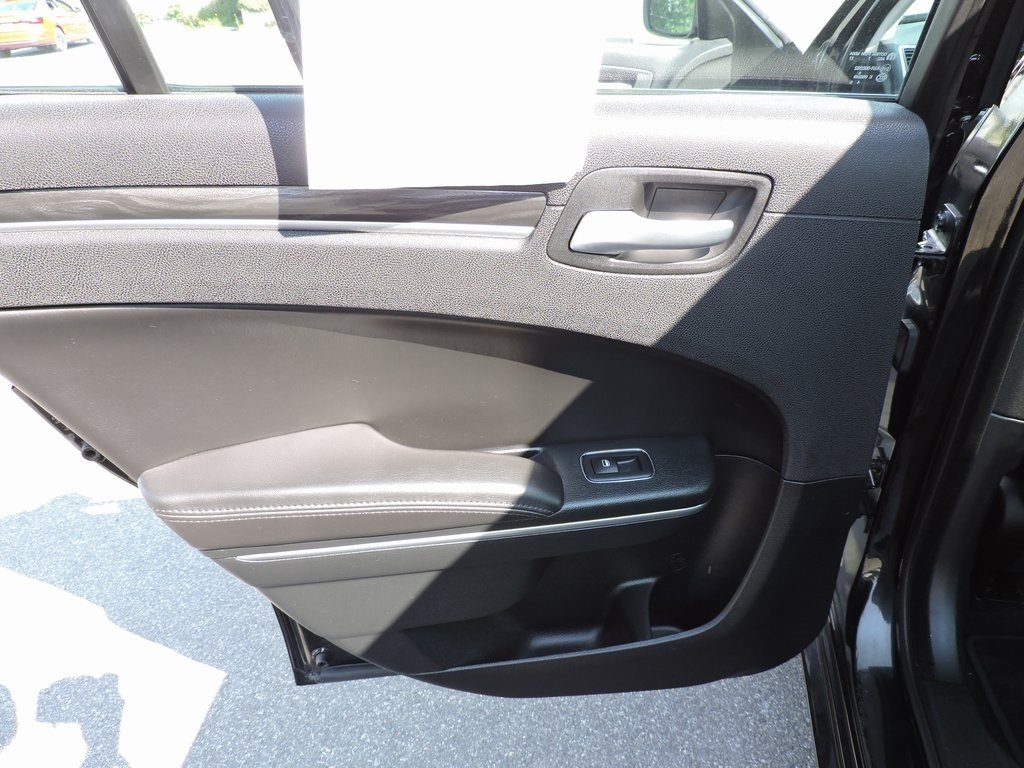 2018 Gloss Black Chrysler 300 Touring AWD Sedan