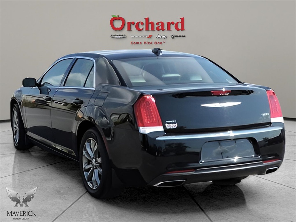 2018 Gloss Black Chrysler 300 Touring AWD Sedan