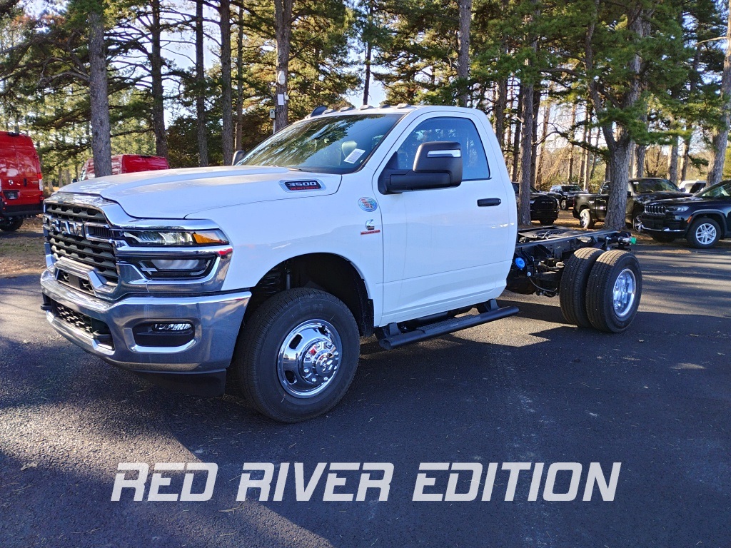 2026 RAM Ram 3500 Chassis Cab Tradesman's photo