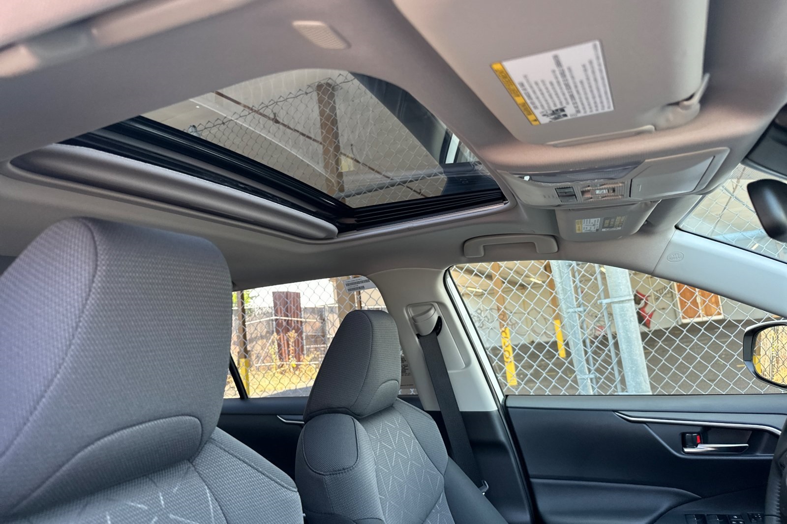 2025 Toyota RAV4 XLE photo 15