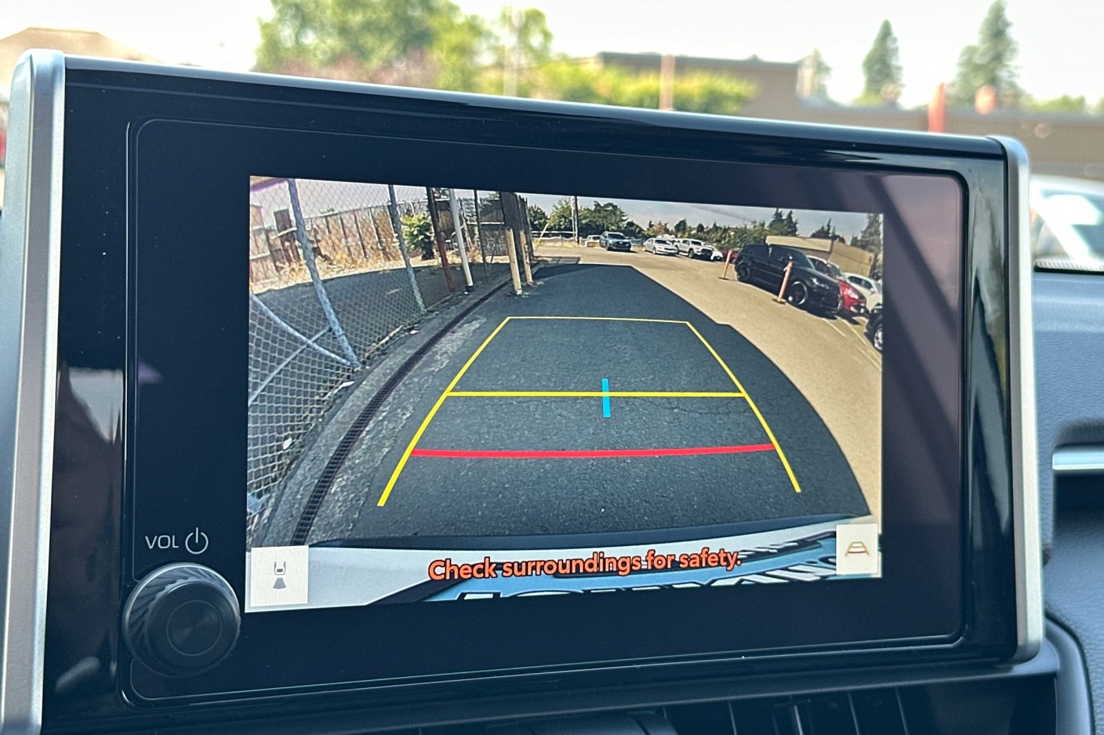 2025 Toyota RAV4 XLE photo 17