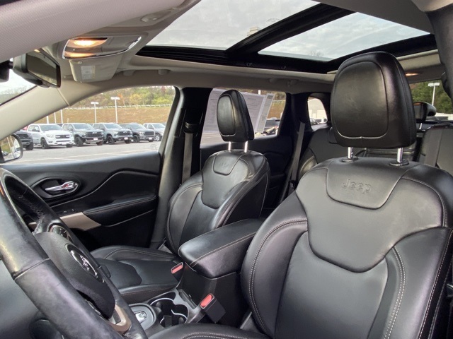 used 2018 Jeep Cherokee car, priced at $13,904