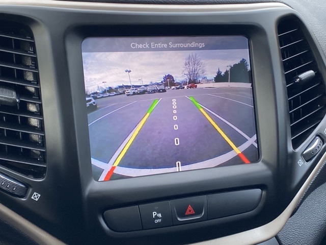 used 2018 Jeep Cherokee car, priced at $13,904