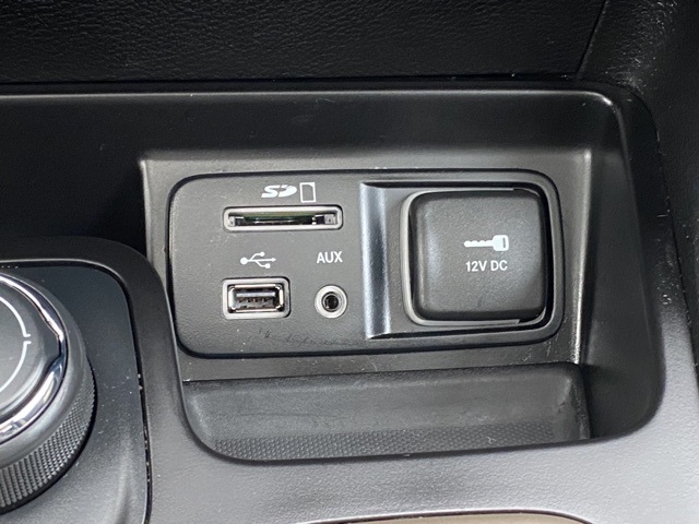 used 2018 Jeep Cherokee car, priced at $13,904