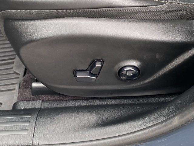 used 2018 Jeep Cherokee car, priced at $13,904